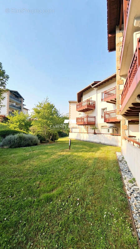Appartement à BASSUSSARRY