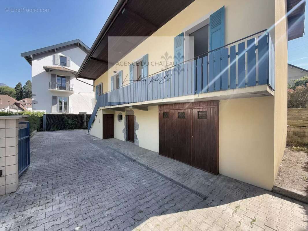 Maison à MENTHON-SAINT-BERNARD