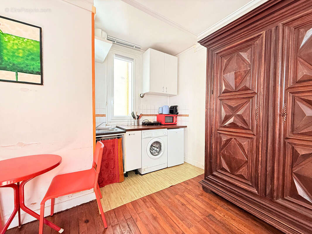 Appartement Paris 1 pièce(s) 23 m2 - photo 3