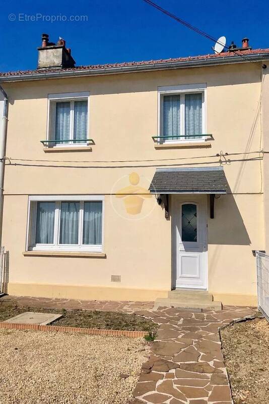 Maison à TERGNIER