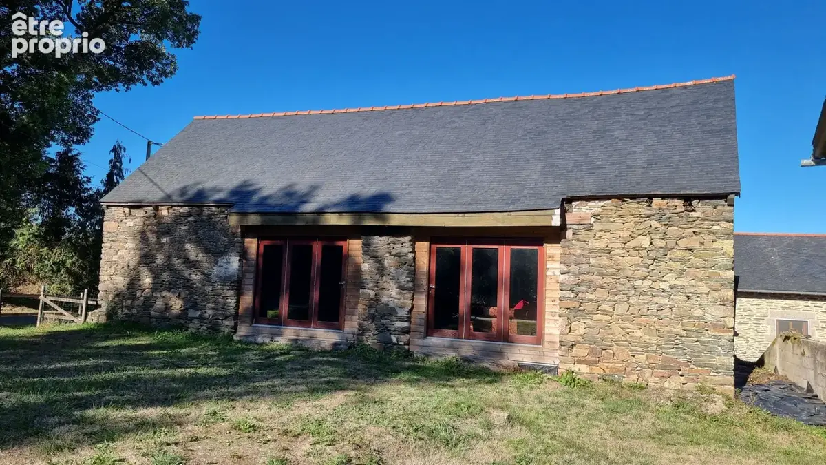 CÔTES-D'ARMOR, Plussulien, Magnifique longère de 5 chambres avec logement attenant de 3 chambres et dépendances - photo 15