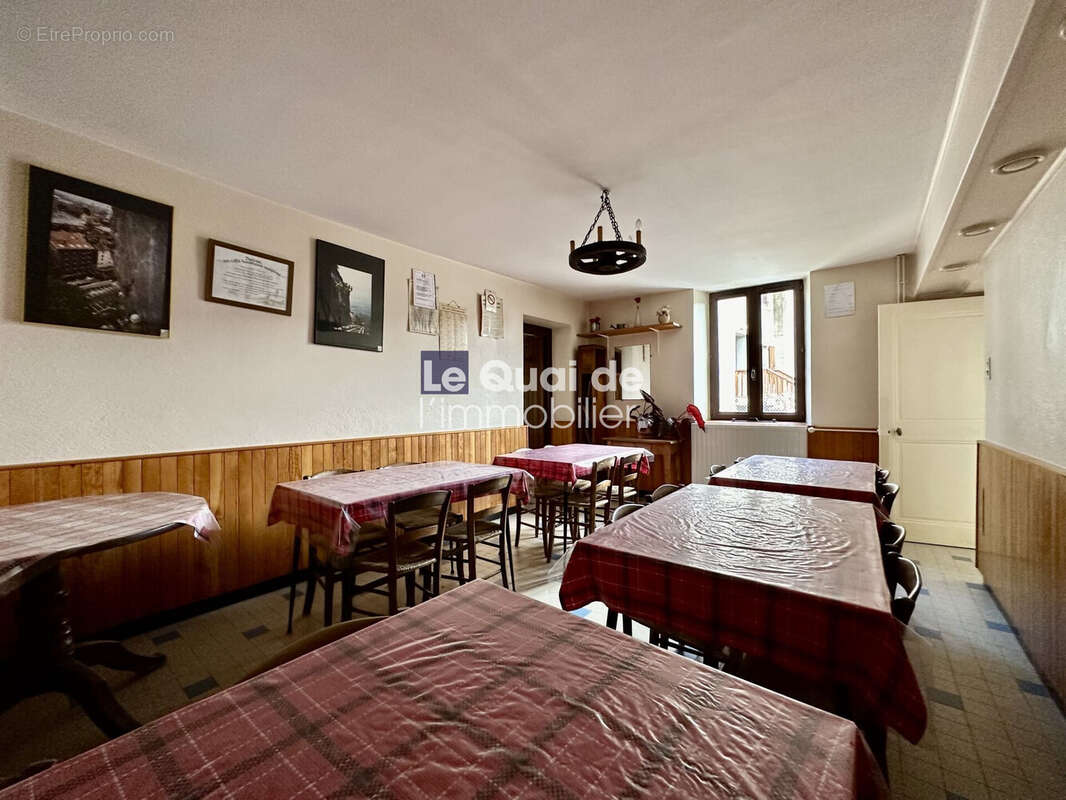 Maison à LA TERRASSE