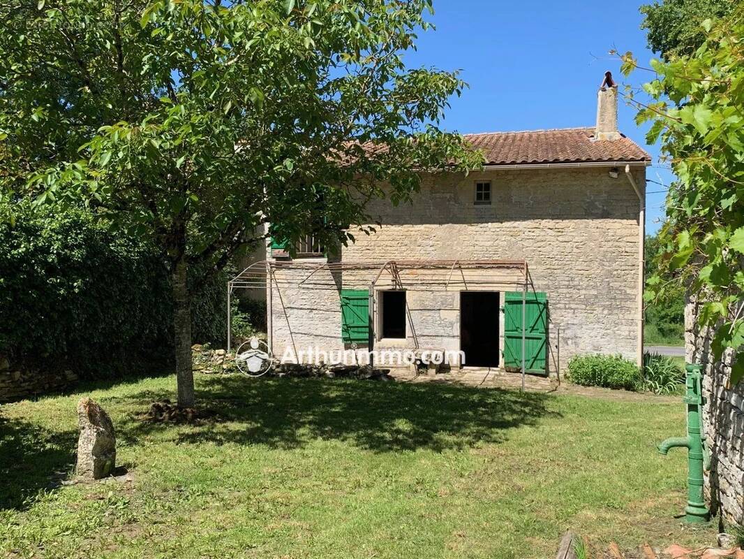 Maison à CHIZE