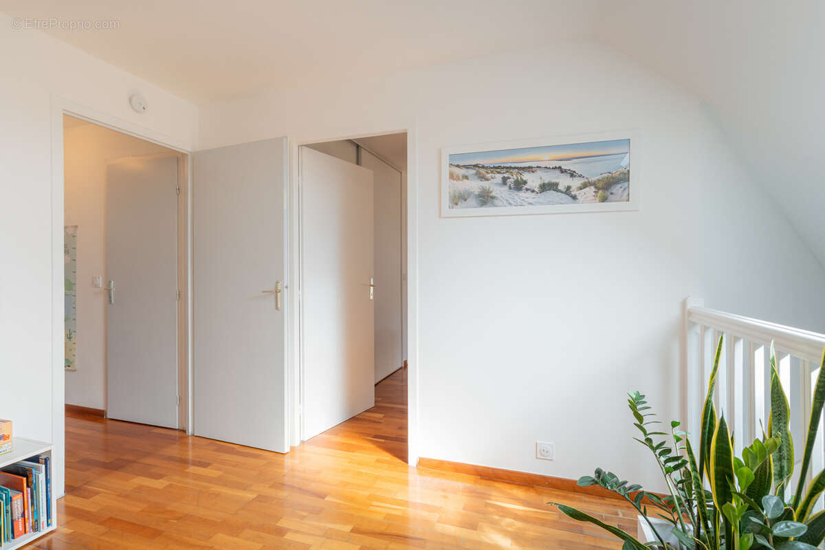Appartement à POISY