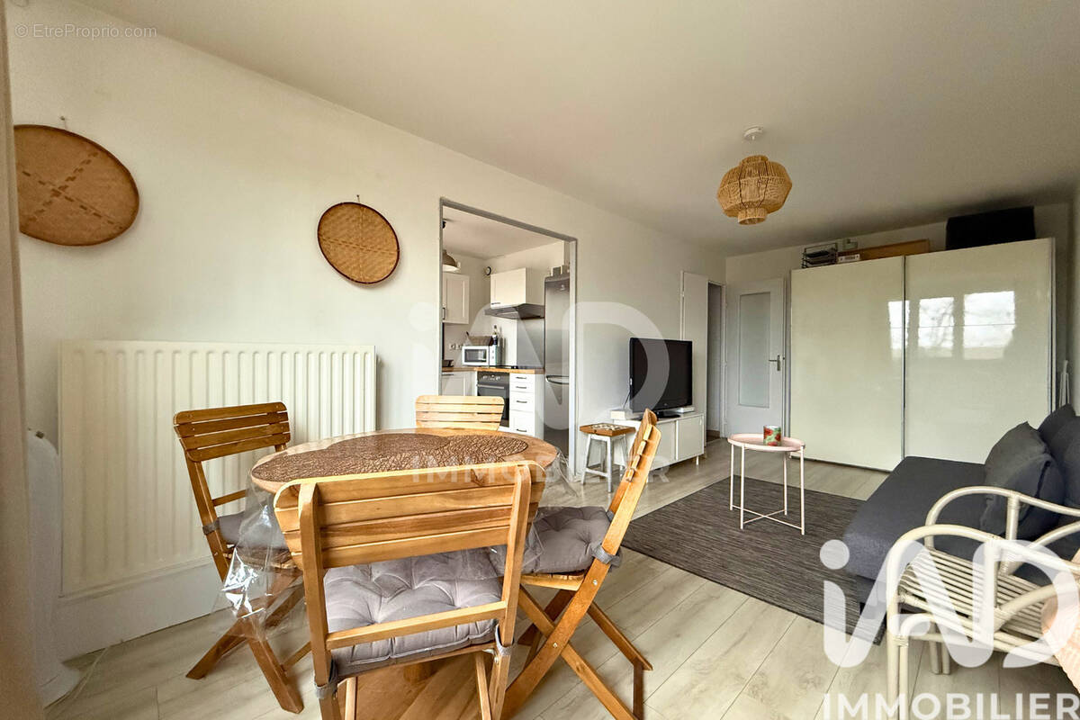 Photo 1 - Appartement à GUYANCOURT