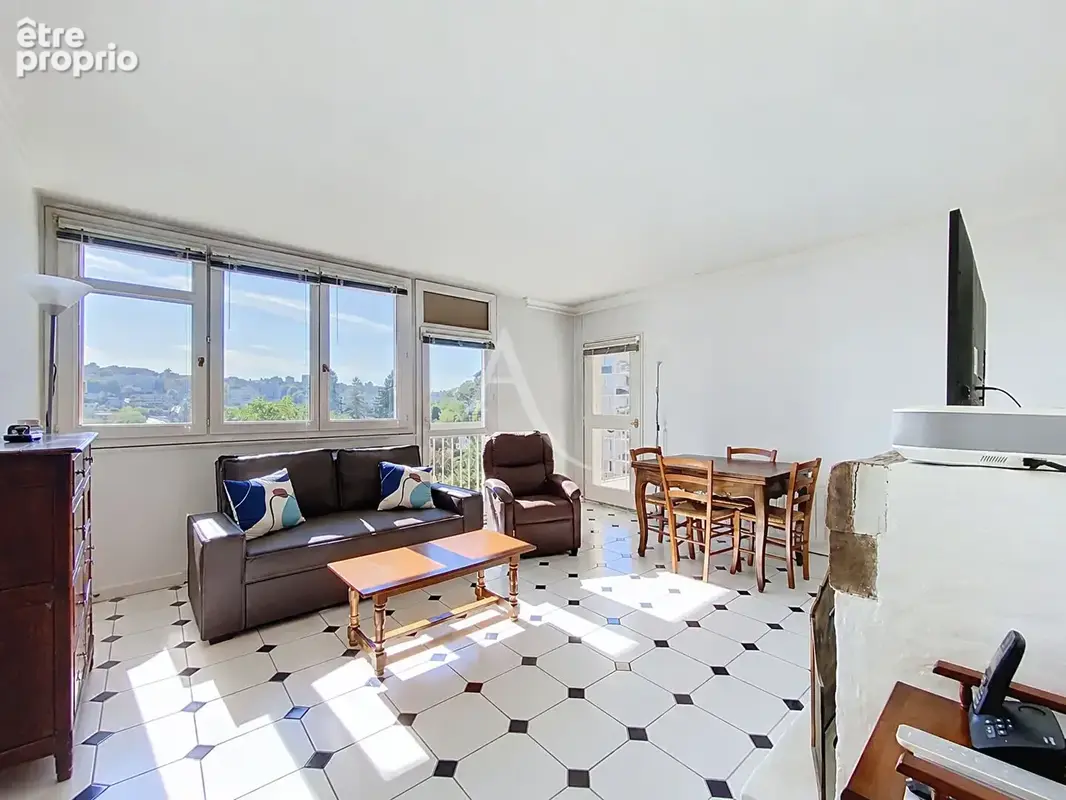 Photo Appartement à Le Pecq au prix de 280 000€