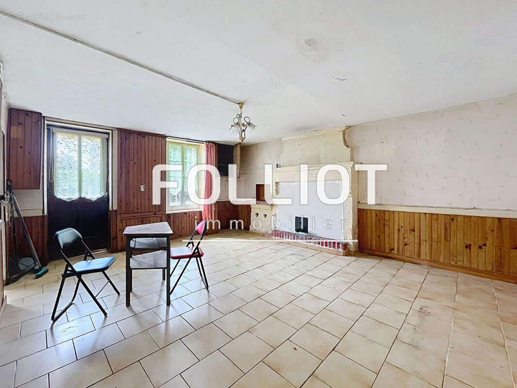 Maison Moulines 6 pièce(s) 94 m2 - photo 6