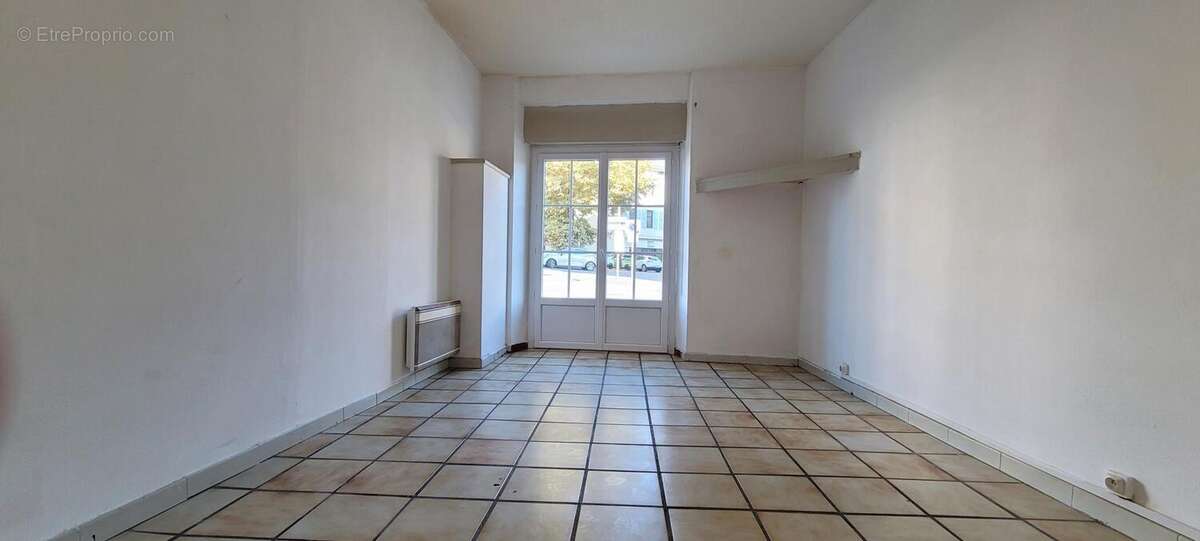 Appartement à CAZERES