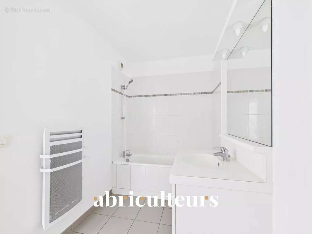 Appartement à SURVILLIERS