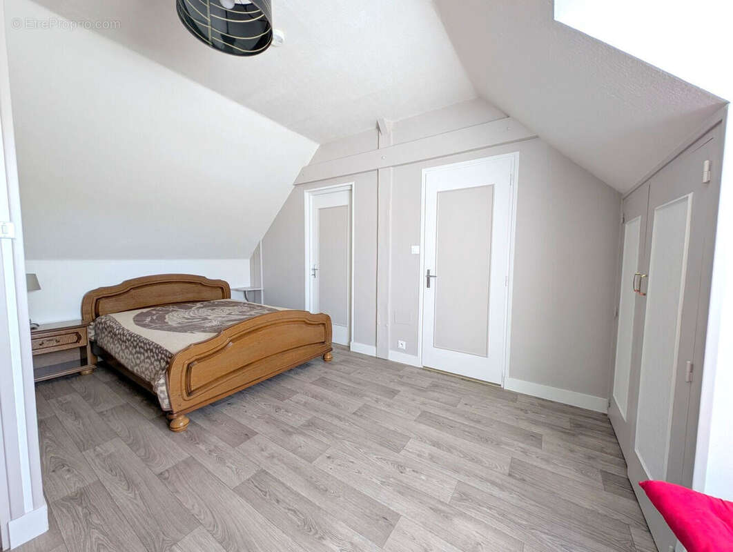 Maison à DOUE-LA-FONTAINE