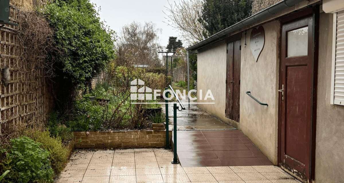 Maison à BEAUMONT-SUR-SARTHE