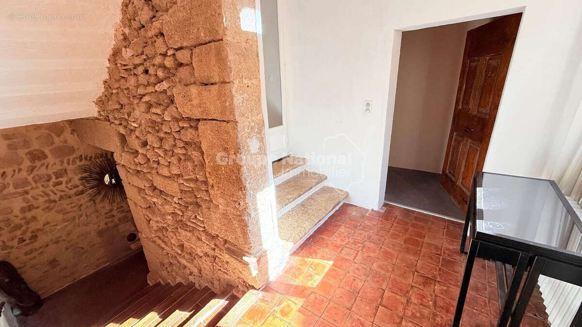 Maison à COURTHEZON