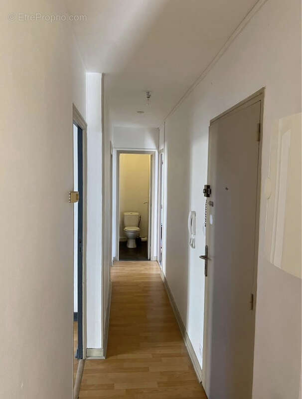 Appartement à FOUGERES