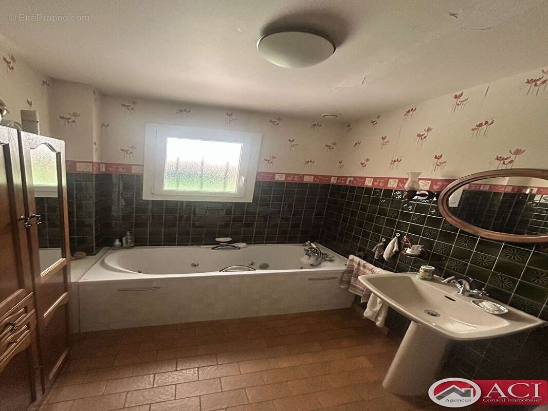Maison 7 pièces à Ully-saint-georges (60730) - photo 10