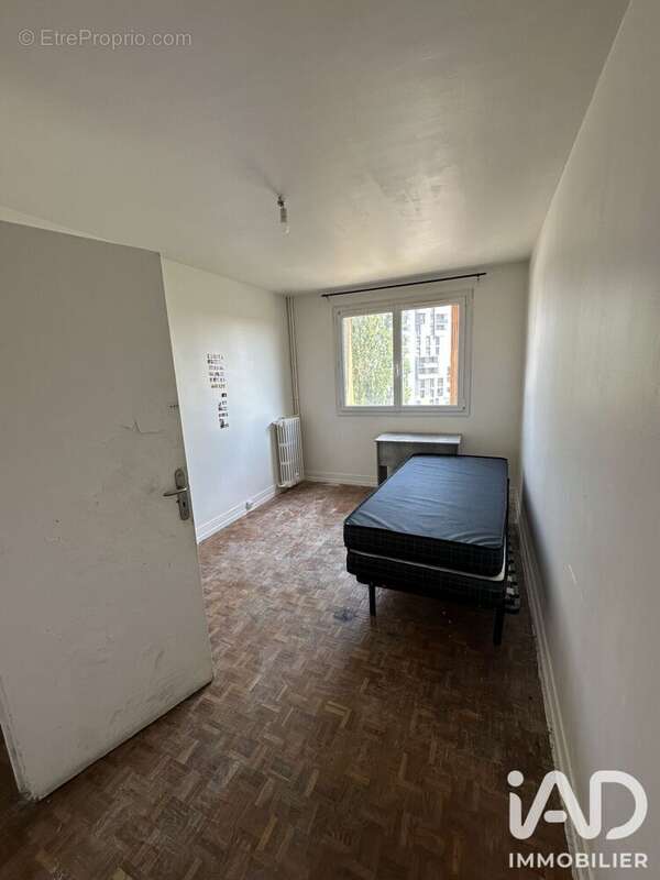 Photo 9 - Appartement à VILLETANEUSE