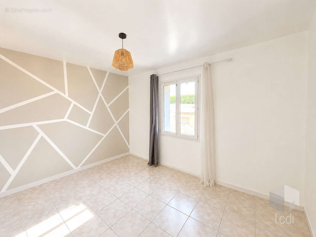 DONZERE, maison de 130 m2, 4 chambres - photo 9