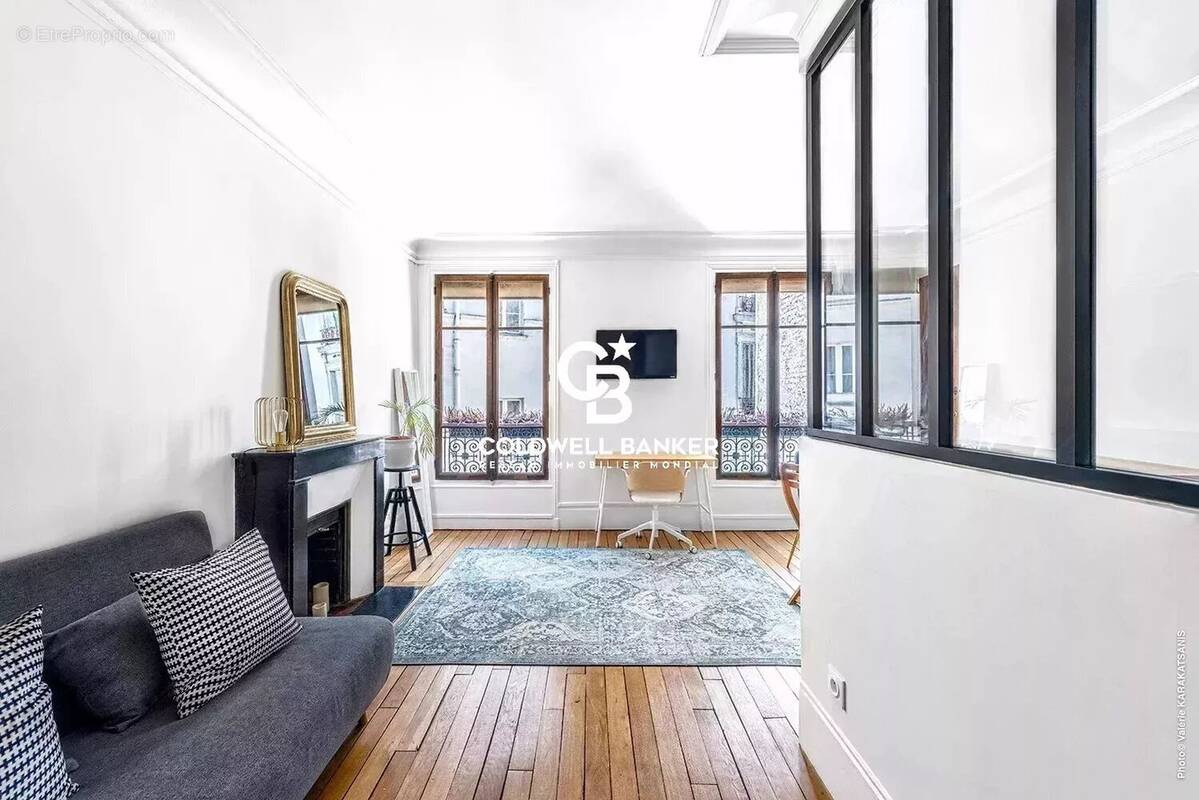 Appartement à PARIS-7E