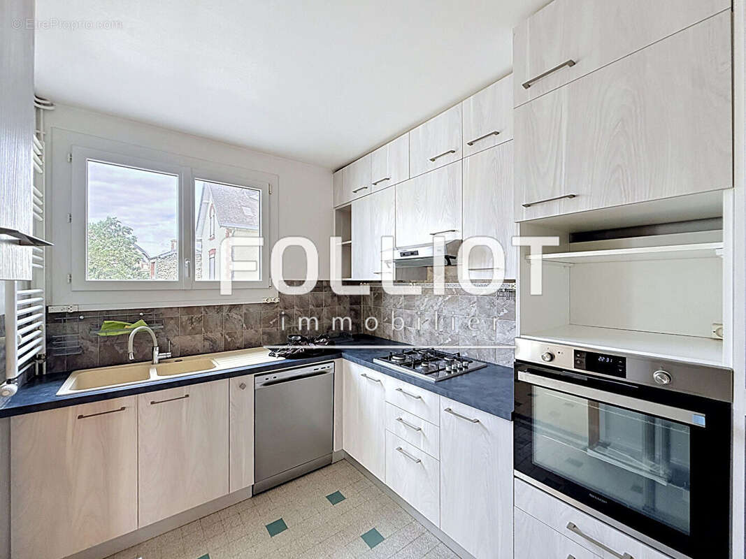Appartement à SAINT-PAIR-SUR-MER