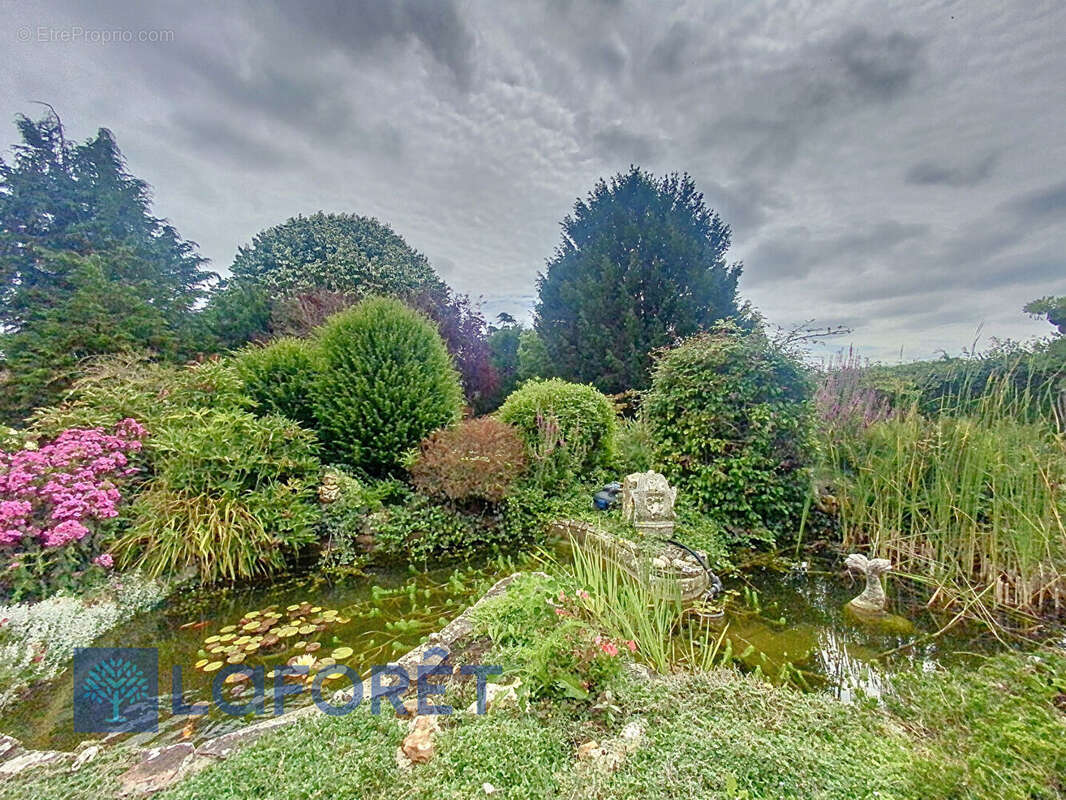Maison à BRETEUIL