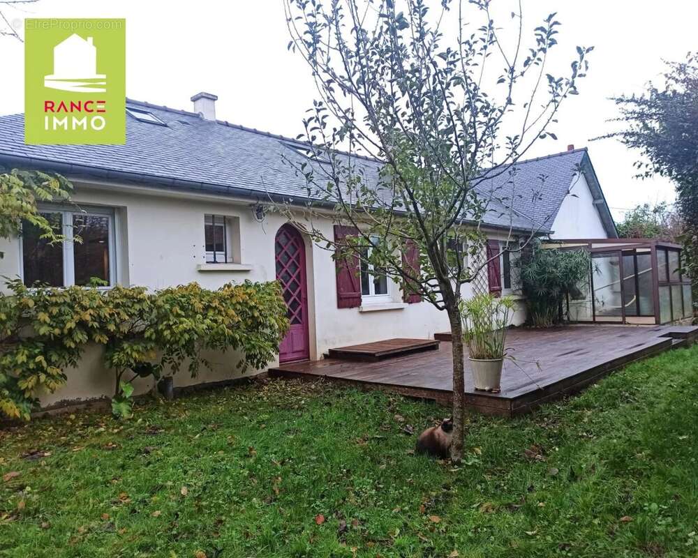 Maison à PLOUER-SUR-RANCE