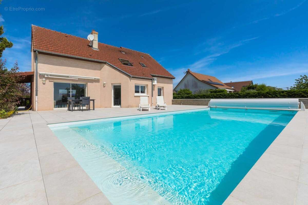 Maison à MARSANNAY-LE-BOIS