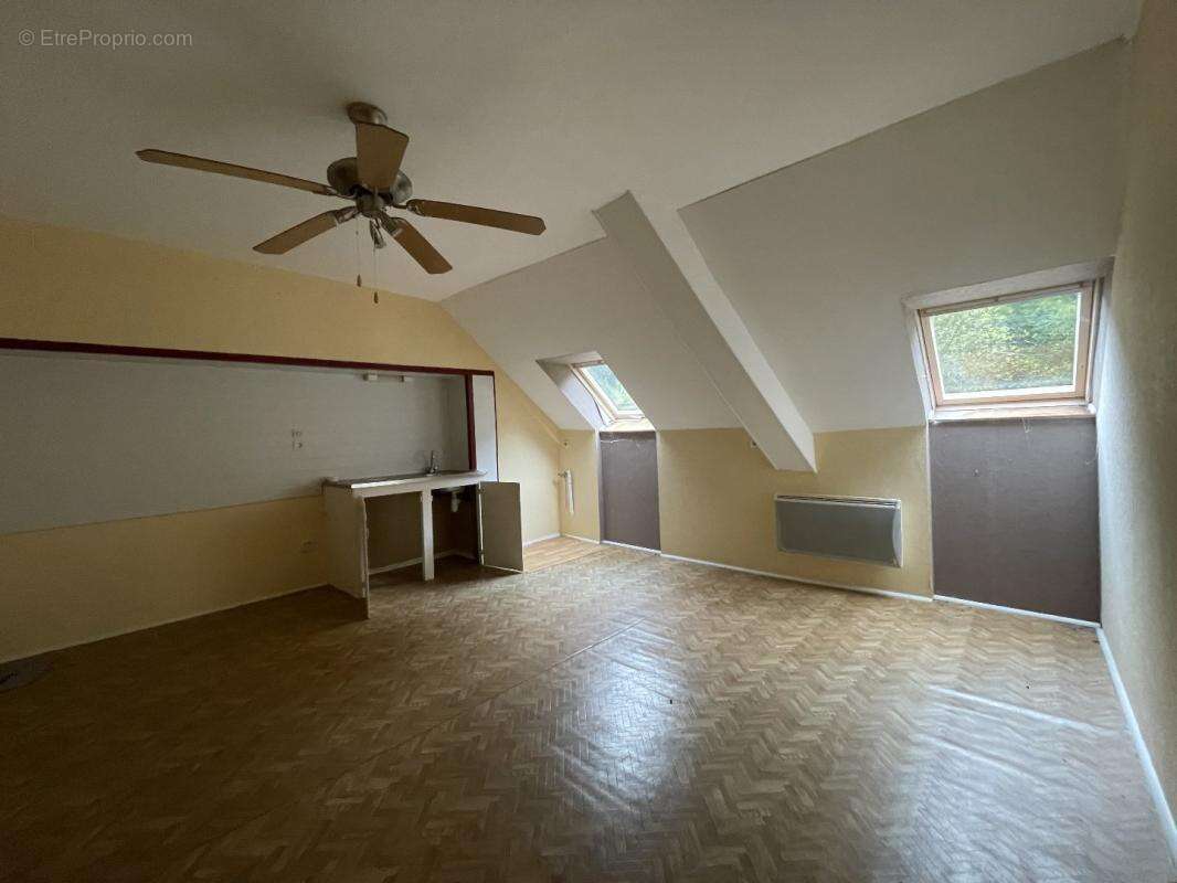 Appartement à SAINT-CERNIN