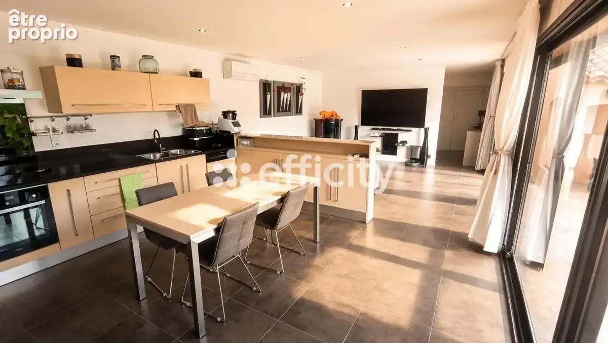 Maison 4 pièces 105 m² à vendre à Auriol (13390) - photo 5