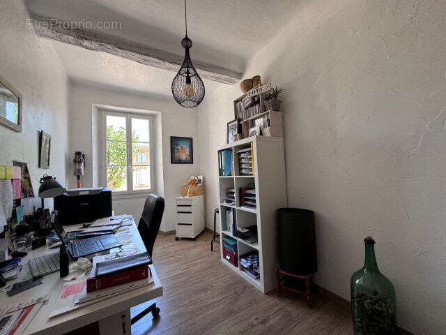Maison de village t4 avec terrasse a vendre sur peyrolles en provence - photo 15