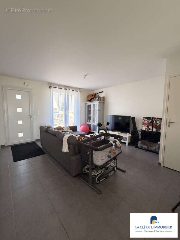 Maison 71 m² à Plogonnec  - photo 3