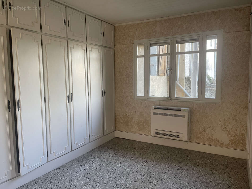 Appartement à LA PENNE-SUR-HUVEAUNE