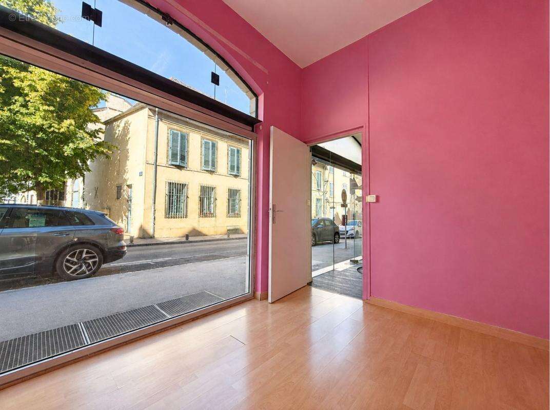 Local professionnel de 44 m² centre ville de Dijon - photo 9