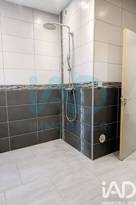 Photo 9 - Maison à AUBERVILLIERS