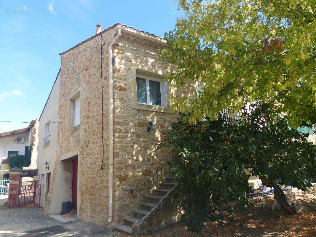 Appartement à SABRAN