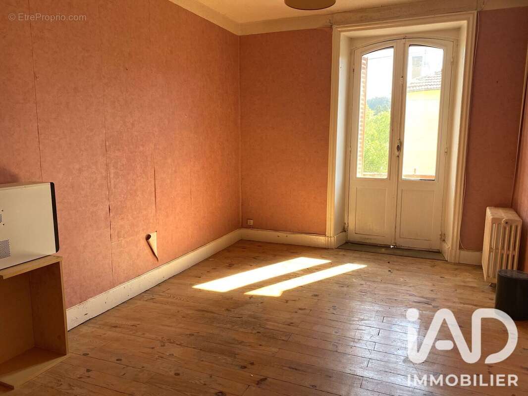 Maison 154 m² à Saint-Alyre-D'arlanc  - photo 8