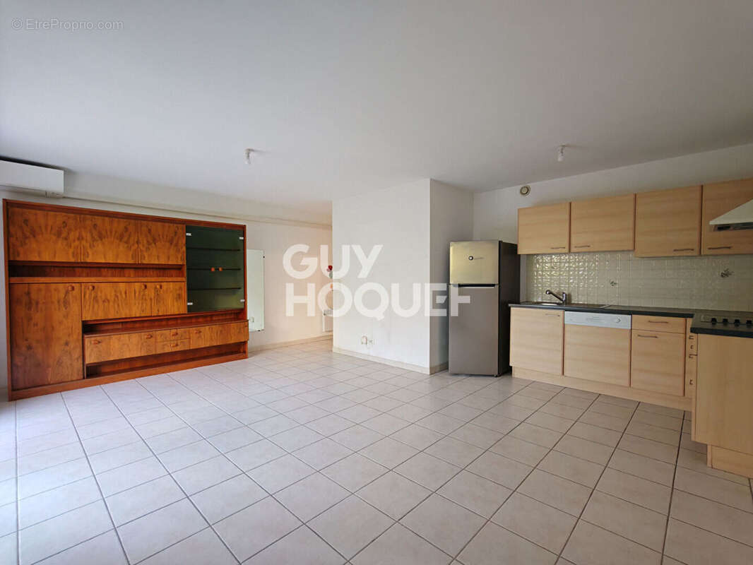 RARE ! T3 en rez-de-jardin avec garage dans une résidence sécurisée - Un véritable esprit "maison" avec son jardin privatif ! - photo 5
