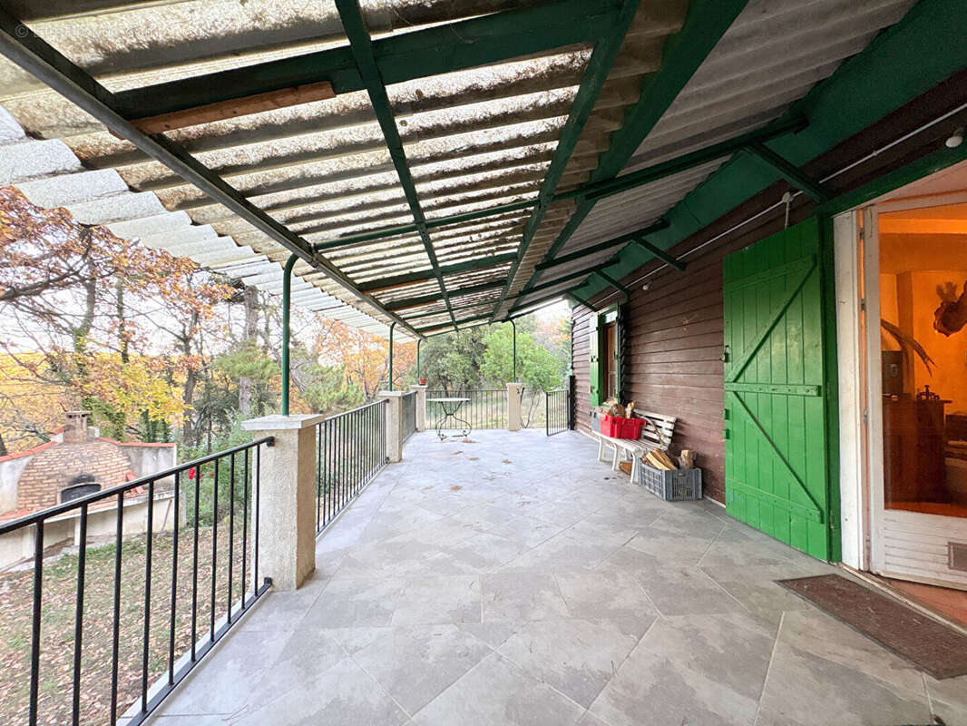 Maison à BEAUMONT-DE-PERTUIS