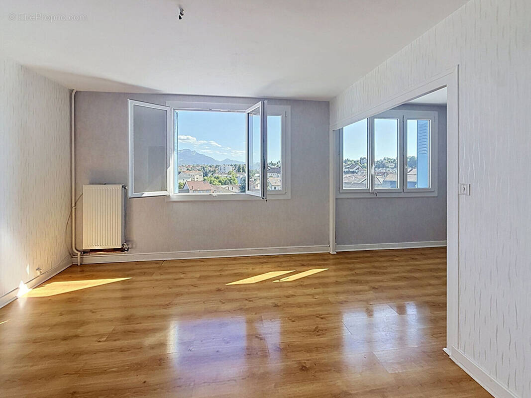 Appartement à VOIRON
