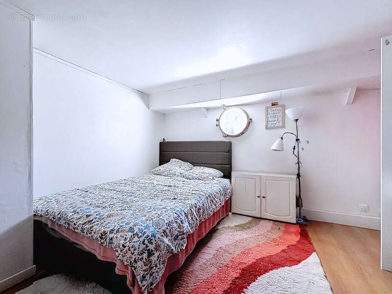 Péniche habitation - 5 chambres - 180 m² - Confluence - RP ou Locatif - photo 11