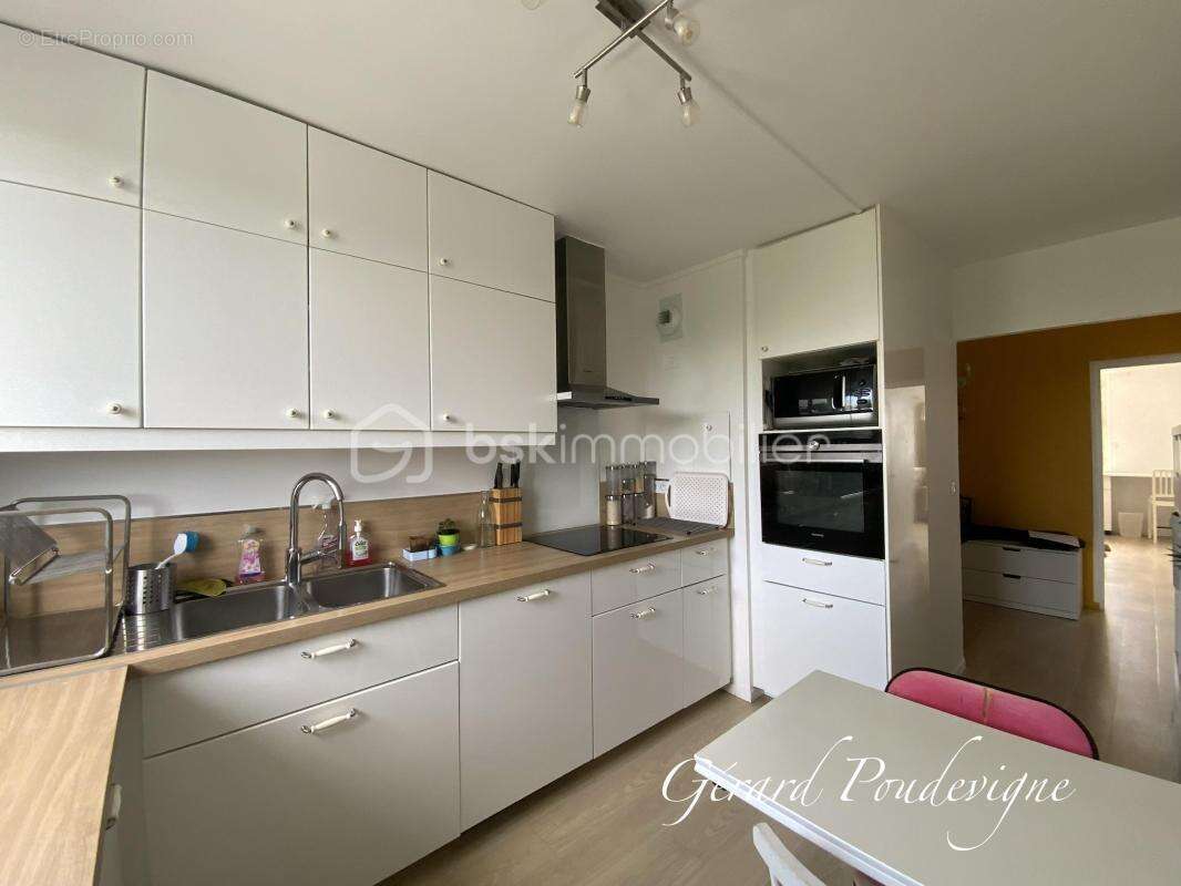 St Germain en Laye - Quartier Pereire - T13 - Au calme - photo 4