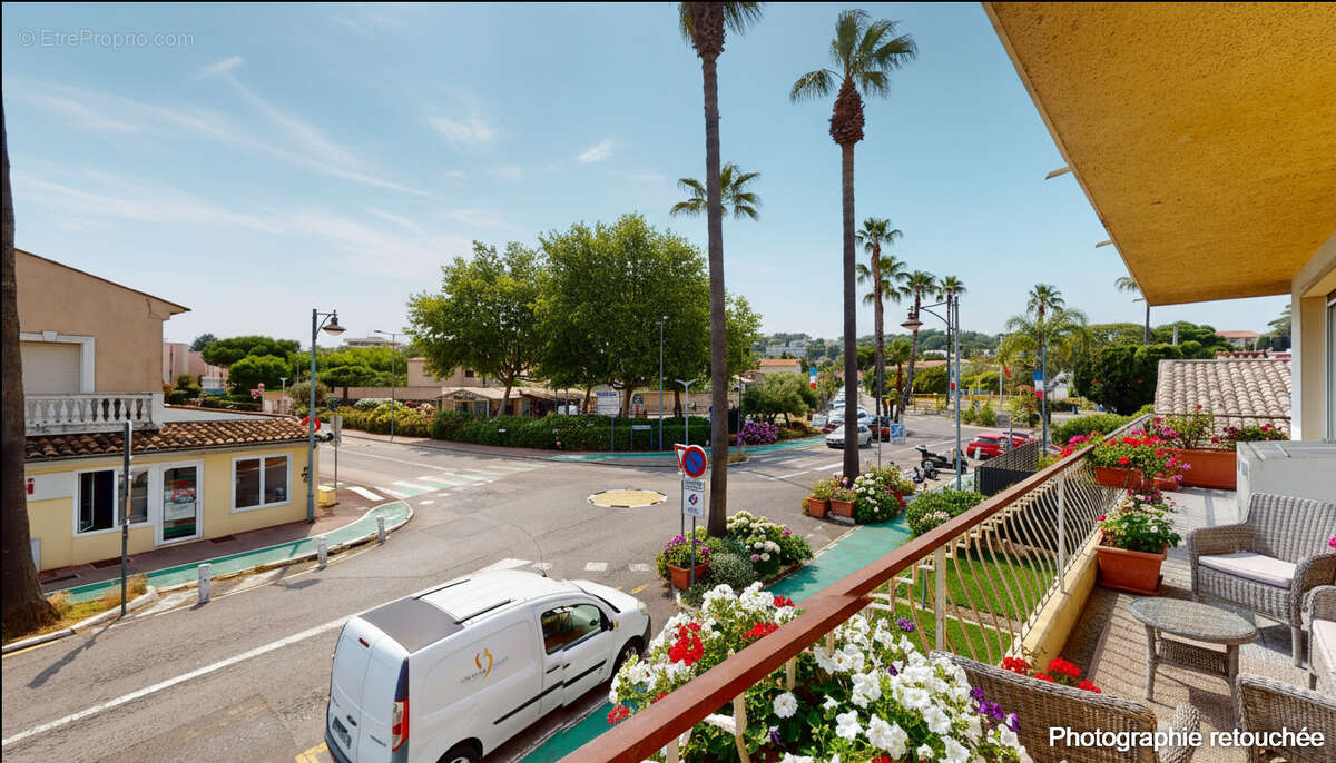 Commerce à VILLENEUVE-LOUBET