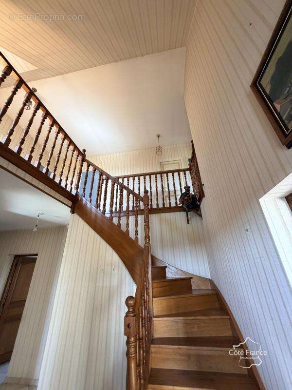 Maison à GRAND-VERLY