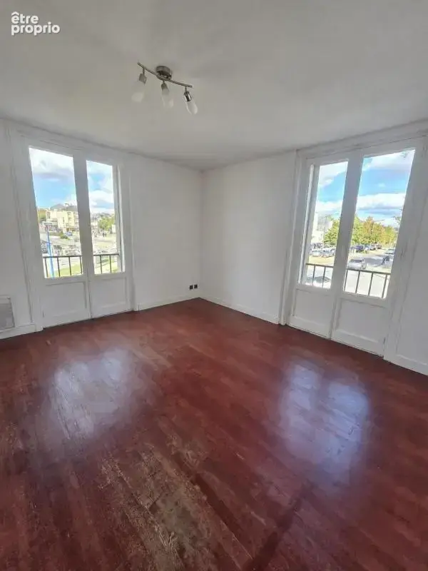 Appartement T4 très lumineux d’environ 99m² - photo 6