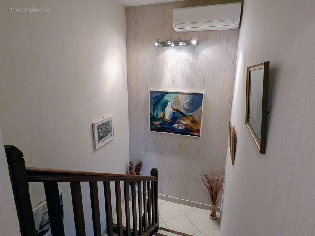 Maison 127 m² à Hurigny  - photo 10