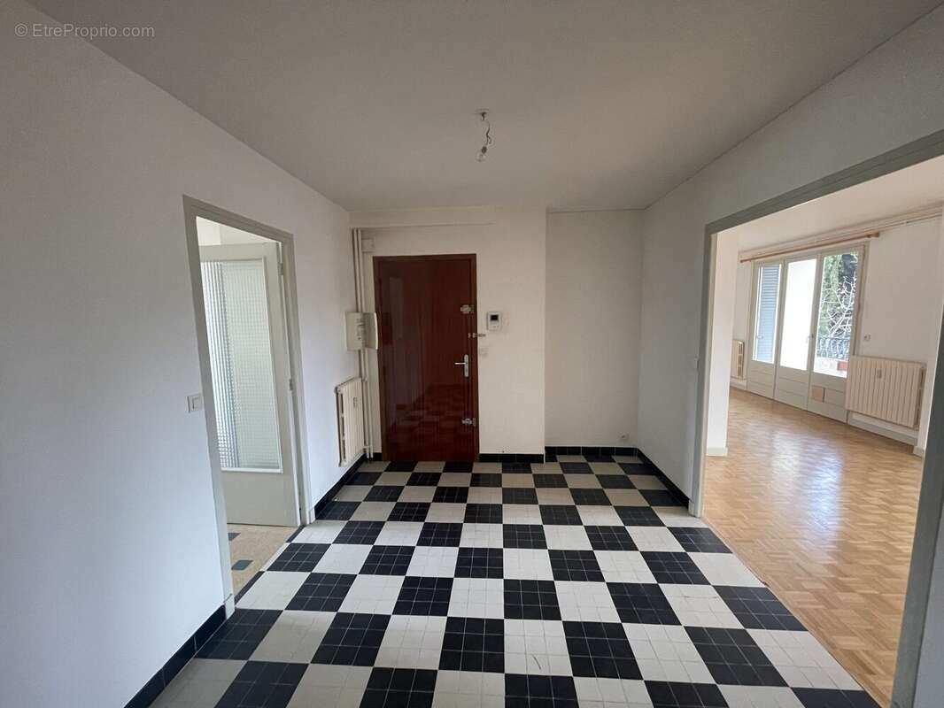 Appartement à ROMANS-SUR-ISERE