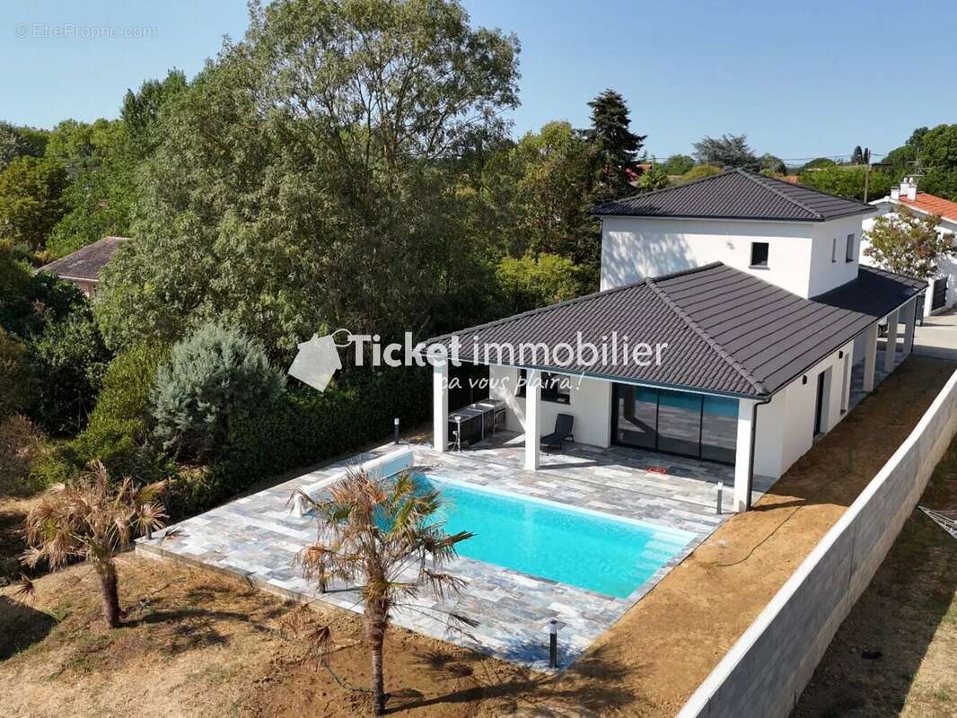  Maison contemporaine d'exception avec piscine - photo 2