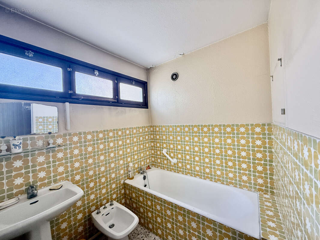 Appartement à MARSEILLE-13E
