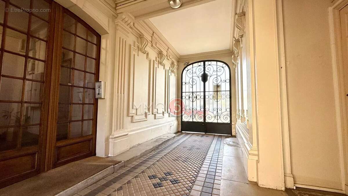 Appartement à LE RAINCY