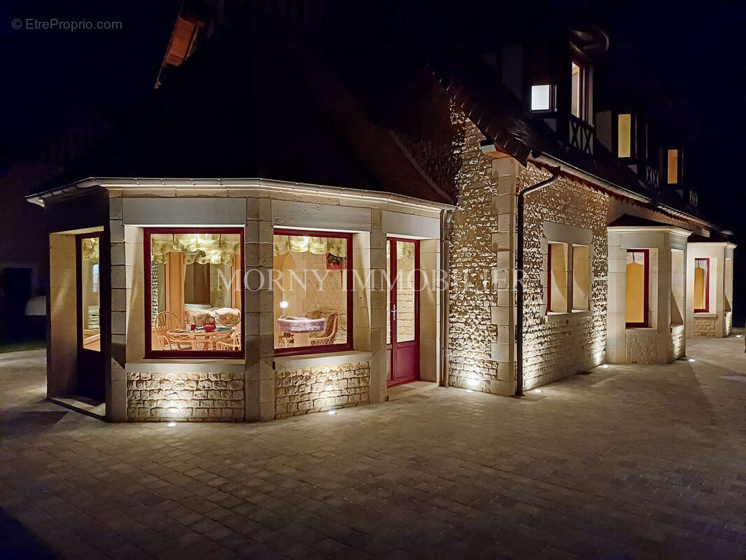 Maison à SAINTE-OPPORTUNE-LA-MARE