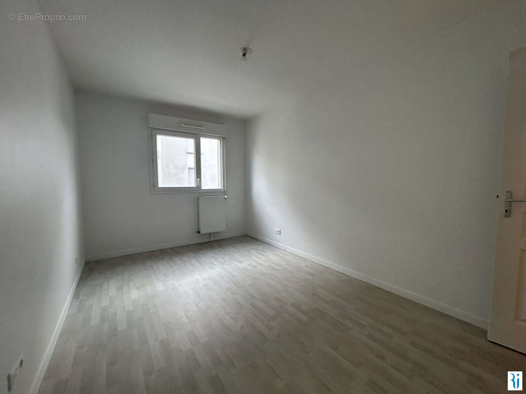 A vendre Maromme centre F3 avec balcon, cave et garage - photo 7