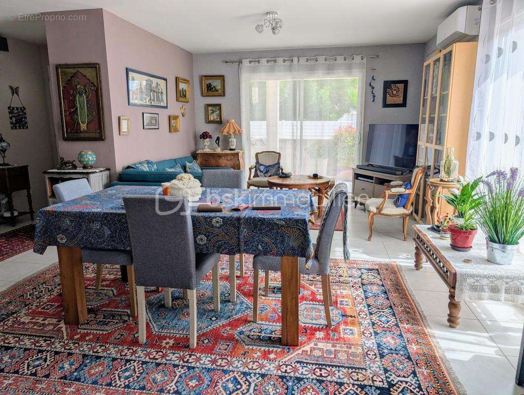 Maison à MONTAGNAC